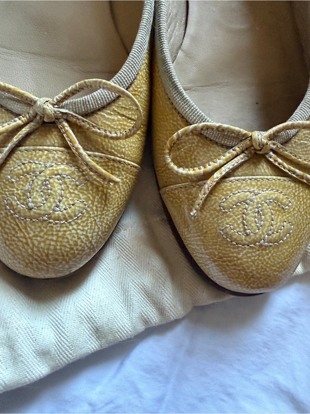 CHANEL Yellow Leather Ballet Flats - Picture 7 of 10